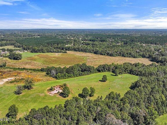 3rd image of Dry Creek Rd