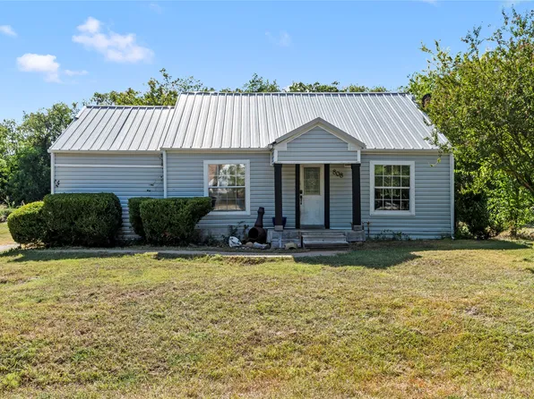 808 N Main St, Kemp, TX 75143