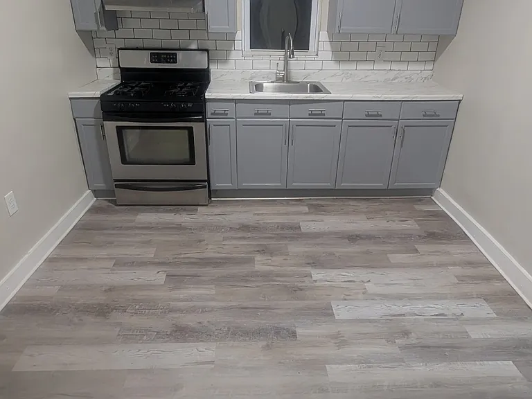 702 Hunterdon St — Photo 10