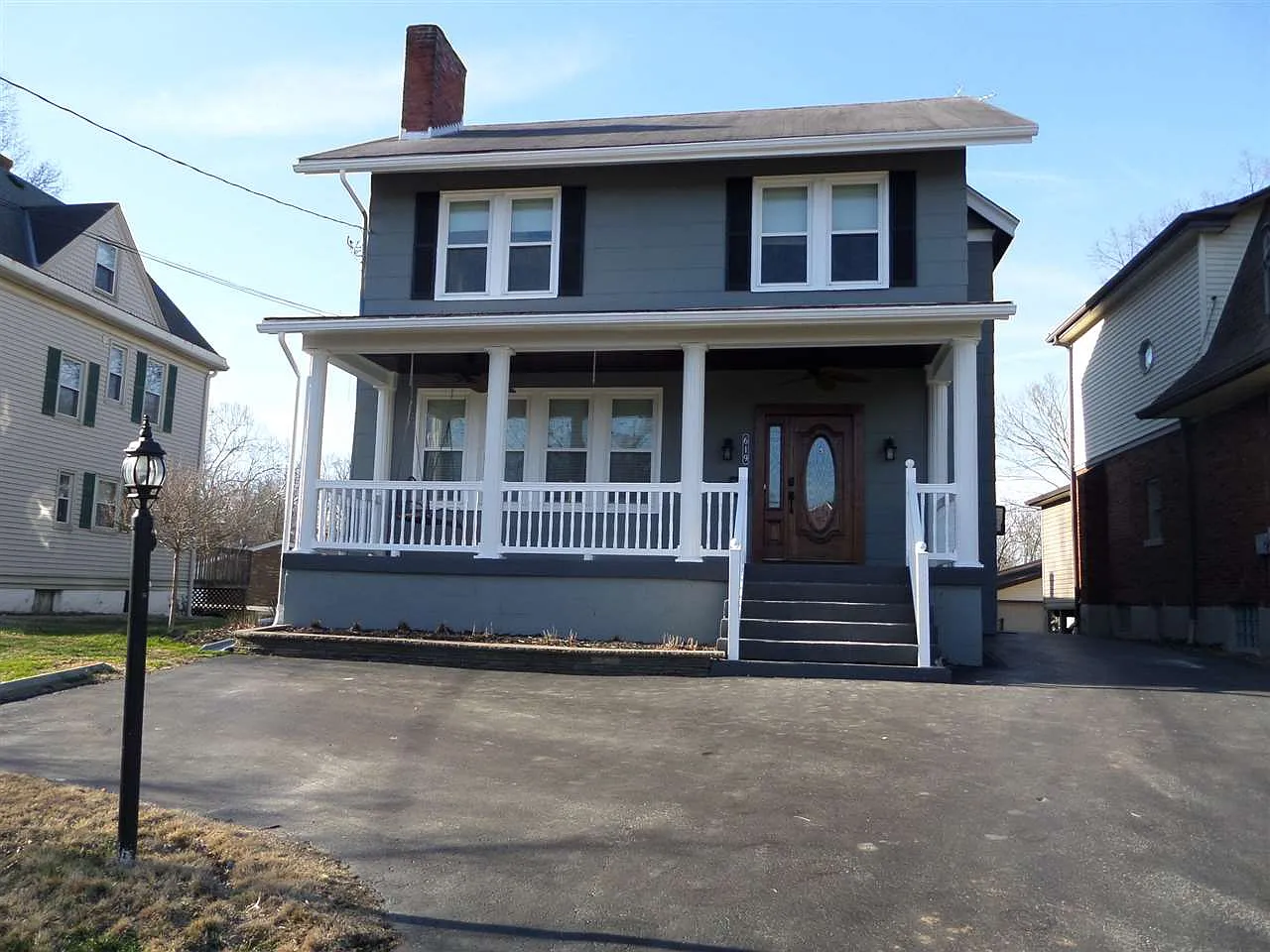 619 S Grand Ave photo 1