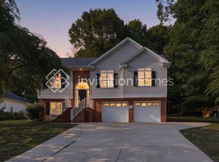 318 Beacon Hills Dr, Gastonia, NC 28056