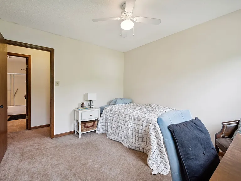 2 Misty Creek Ct — Photo 15