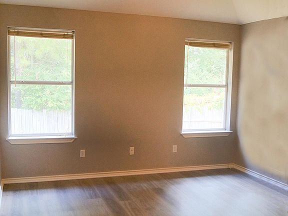 4th image of 5828 Palo Pinto Dr