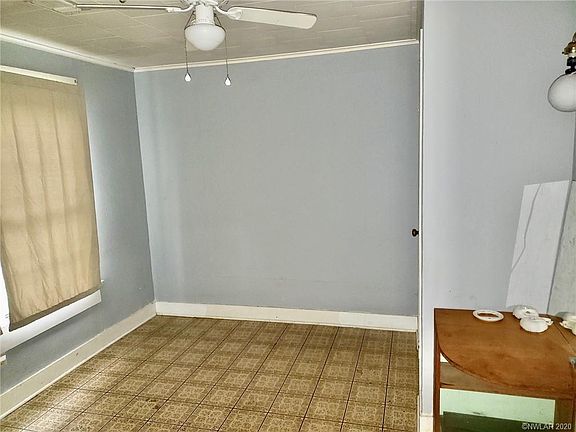 4th image of 403 Whitlock St