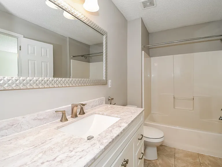 2936 Waters View Cir — Photo 11