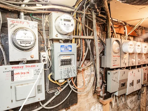 446 West Side Avenue image 31 of 38