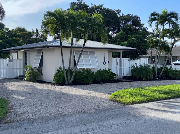 210 SE 1st St, Boynton Beach, FL 33435