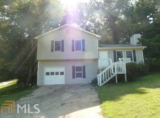 6558 Fiji Dr, Flowery Branch, GA 30542