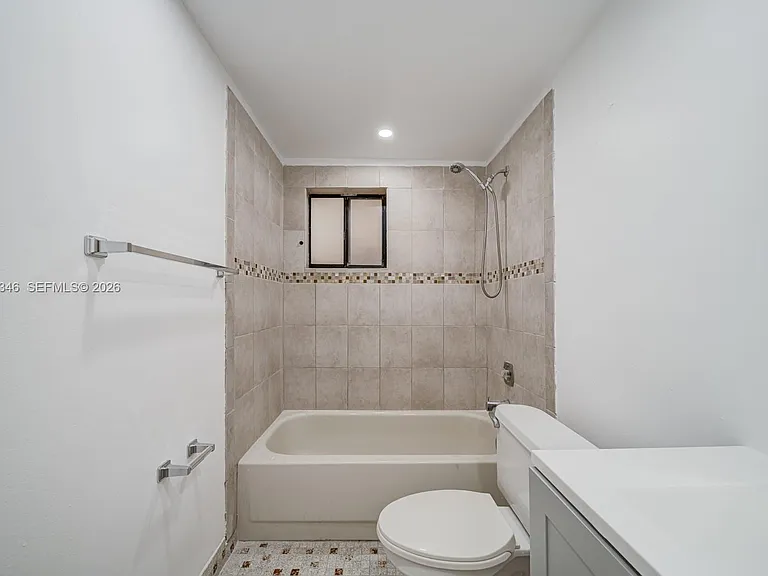 8420 SW 133rd Avenue Rd #224 — Photo 7