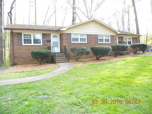 Complete duplex picture.