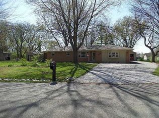 396 Shadow Hill Dr, Greenwood, IN 46142