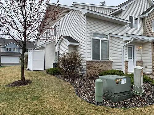 551 French Ln Photo 1