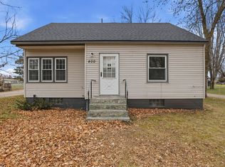 400 Chinook Ave SW, Avon, MN 56310