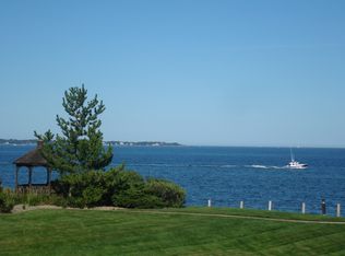 1 Seal Harbor Rd #PENTHOUSE, Winthrop, MA 02152