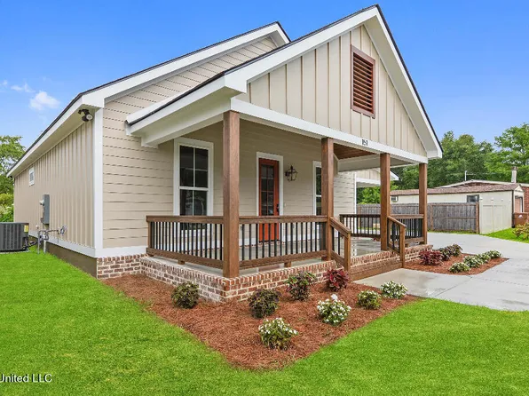 151 Markham Dr, Long Beach, MS 39560