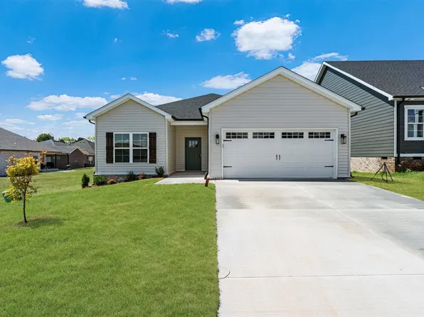1308 Helmsdale Ave, Bowling Green, KY 42101