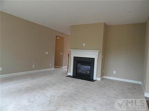 4th image of 1946 Kirkwood Dr #79