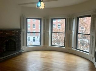 31 Bay State Rd APT 3, Boston, MA 02215