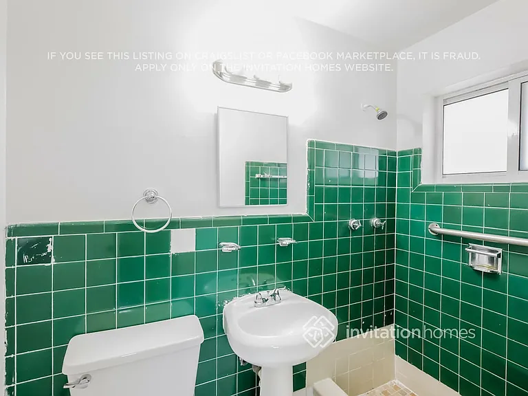 1848 SW 37th Ave — Photo 10