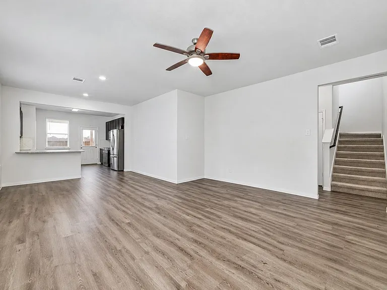 4910 Blue Jacaranda Way — Photo 7