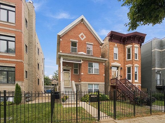 2nd image of 631 E Bowen Ave