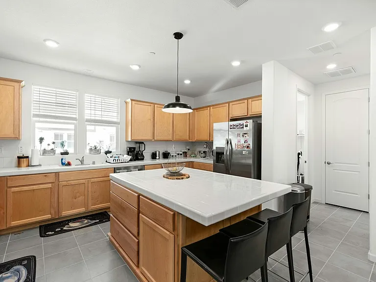 6429 Laguna Seca Ln — Photo 12