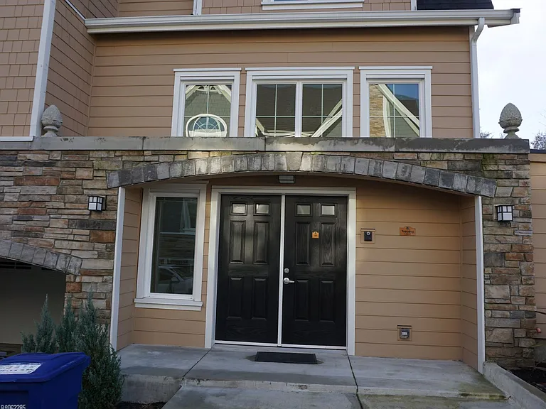 Milano Apartment and Town Homes — Photo 82