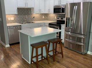 N17W26873 E Fieldhack Dr, Pewaukee, WI 53072