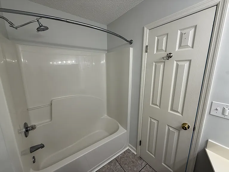 285 Payne St #1-22B — Photo 10