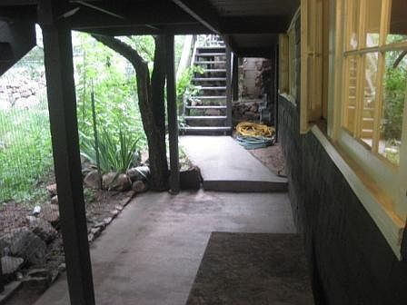 Building Photo 3