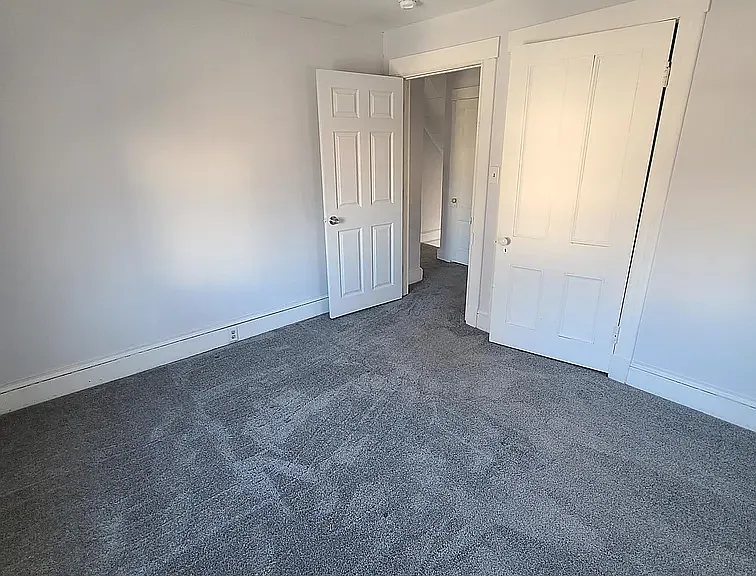 26 Clinton St — Photo 20