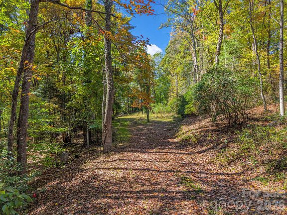 4th image of 396 Patton Mountain Rd