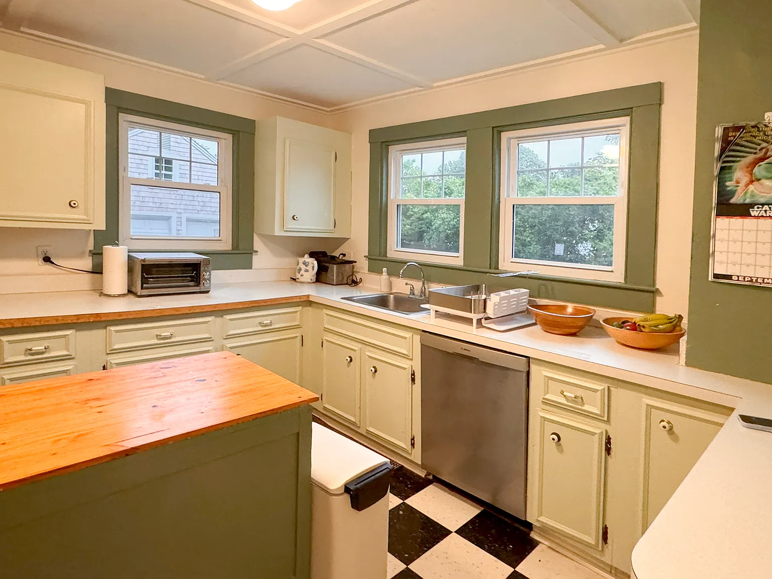 4 bed, 1456 sqft, $3,200 — Photo 4