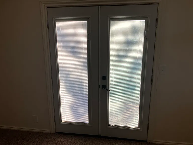 Doors with blinds inside