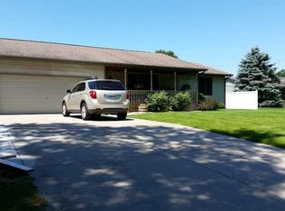 425 N Mill Iron Rd, Muskegon, MI 49442