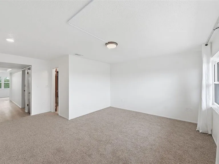 5060 76th Ave N #409 — Photo 5