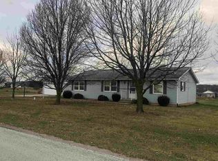 2033 S Lone Pine Rd, Columbia City, IN 46725