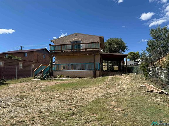 2nd image of 1917 Romero St