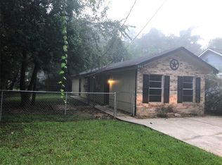 303 Oxford St, Tomball, TX 77375