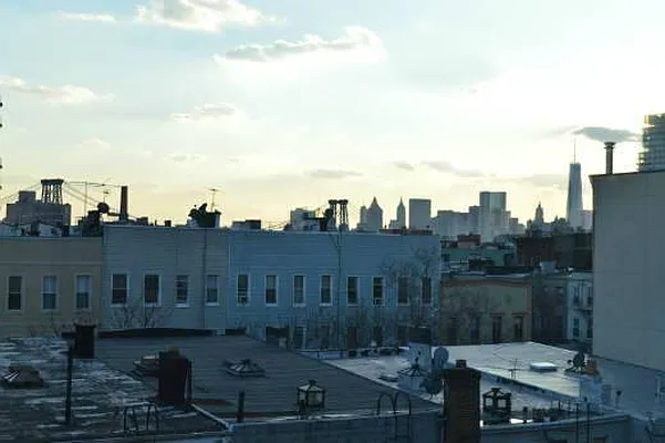 Rented by Dream Space Realty | media 22