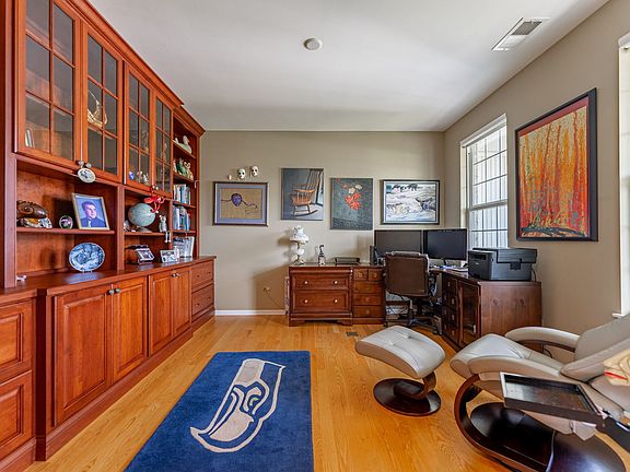3rd image of 3662 Monticeto Cir