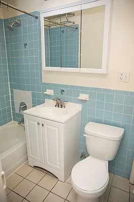 Rented by Keller Williams NYC | media 28