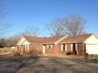 99 Donaghey Ln, Mayflower, AR 72106