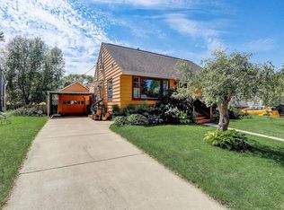 3813 Johns St, Madison, WI 53714