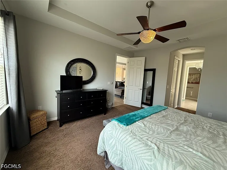 3916 King Edwards St — Photo 19
