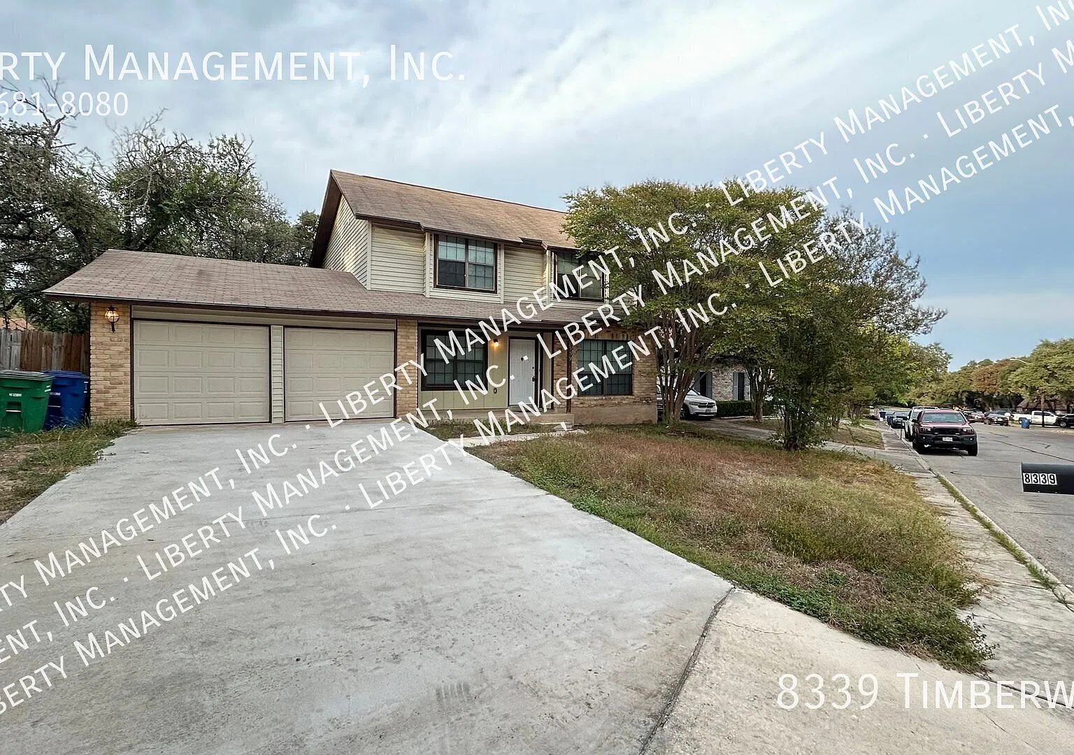 Great 4 Bedroom, 2.5 Bath Home in the Established Neighborhood of Silver Creek — Photo 1