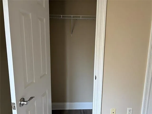 144 Nickel Loop — Photo 14