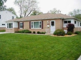 60 Arizona Blvd, Hoffman Estates, IL 60169