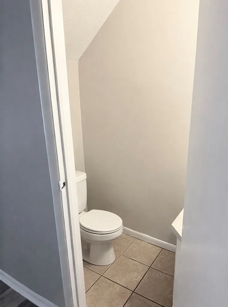 2 bed, 1.5 bath, 950 sqft, $950 — Photo 4