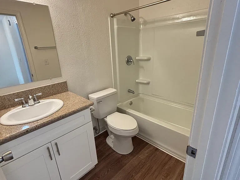 1335 Hobart Dr — Photo 14